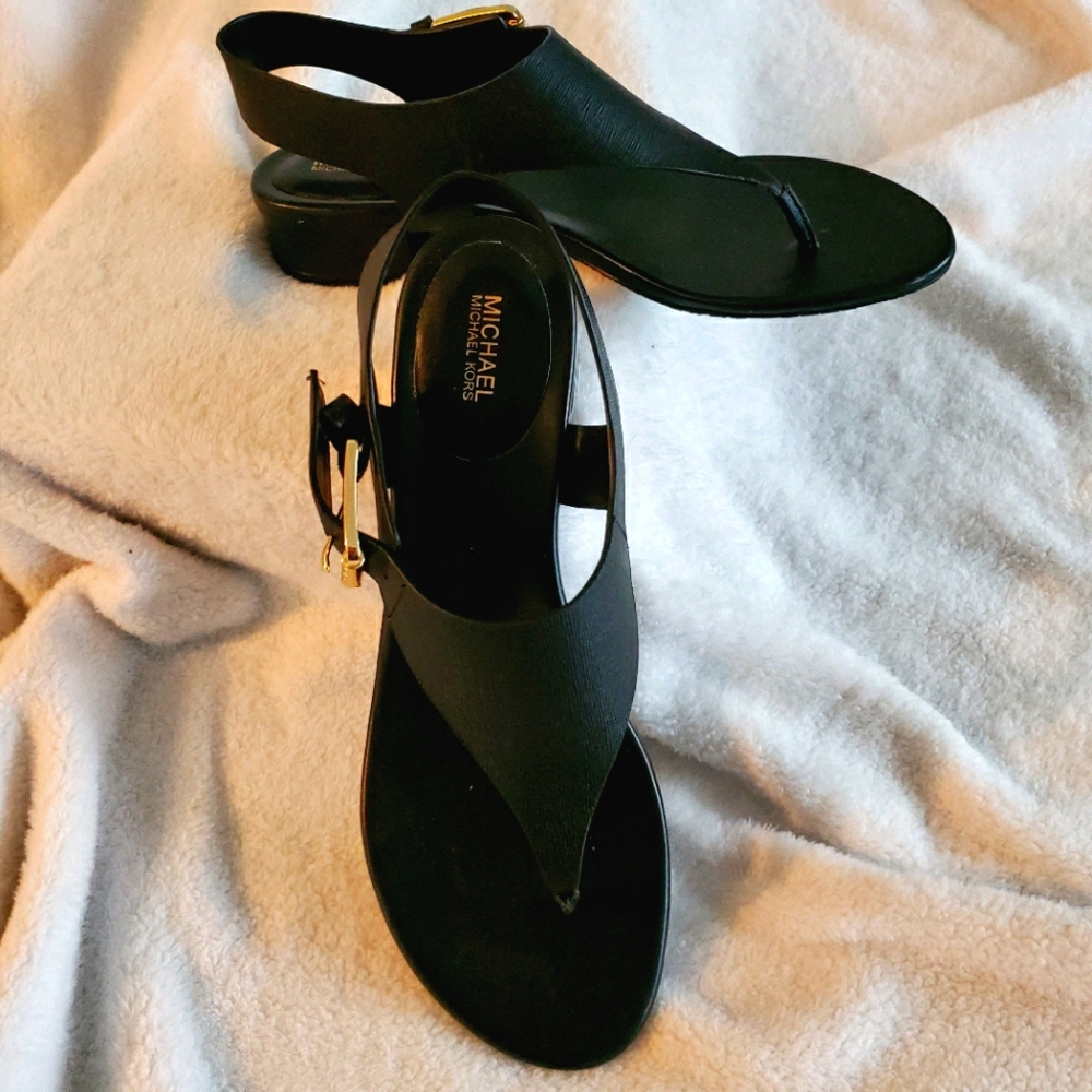 Michael Kors London Thong Sandals!